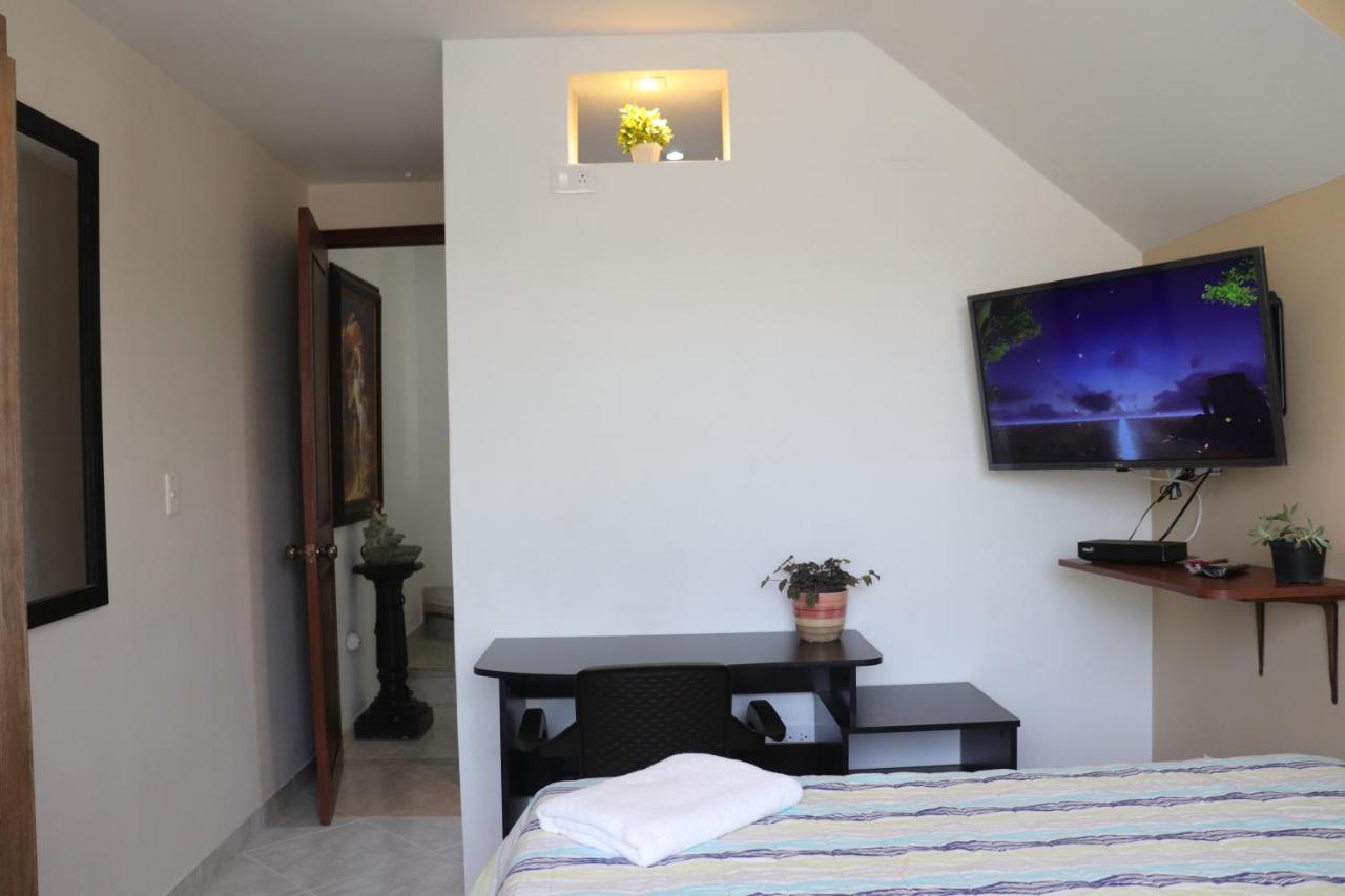 Mayorca Homestay Medellín Eksteriør billede