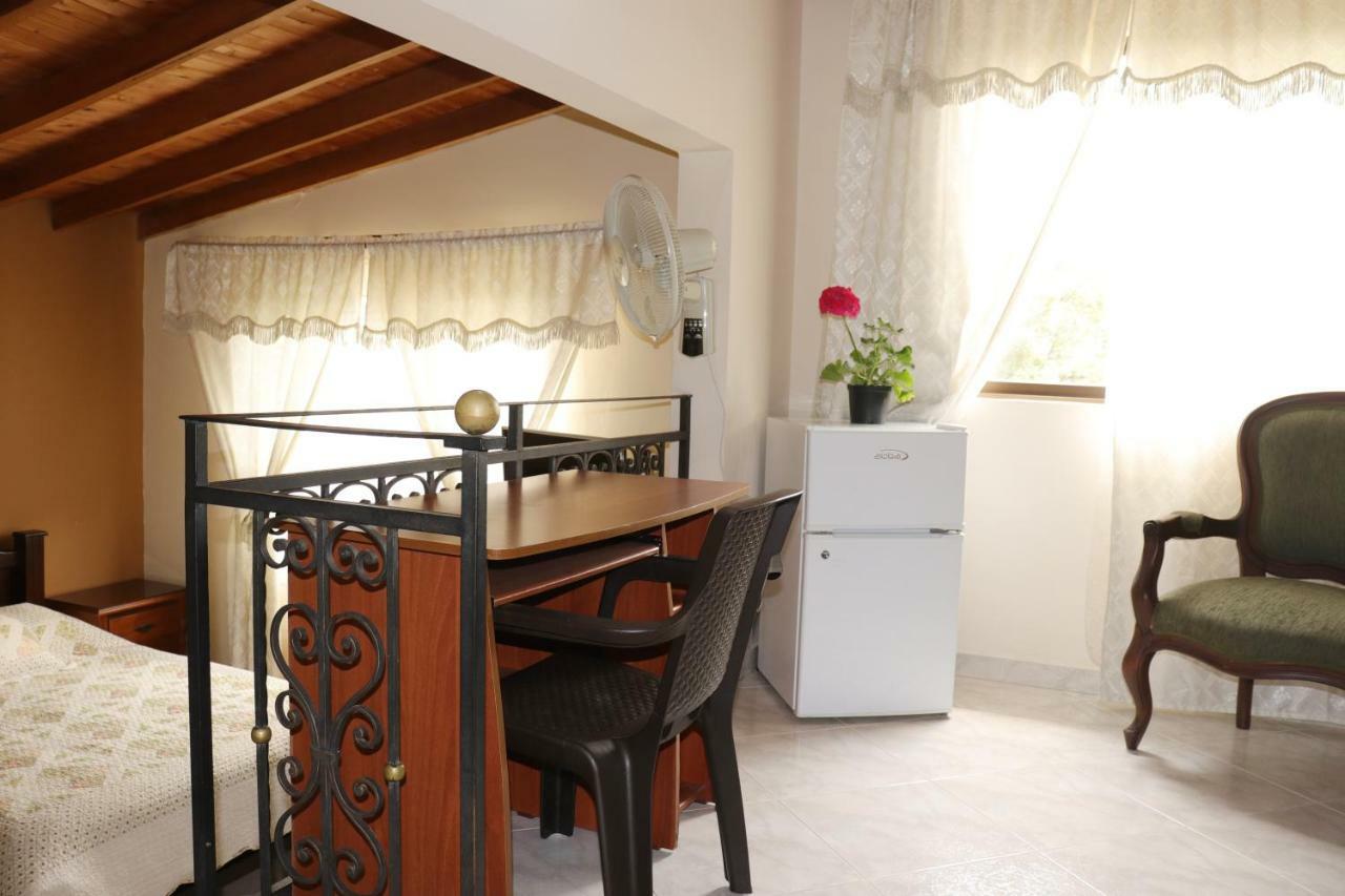 Mayorca Homestay Medellín Eksteriør billede